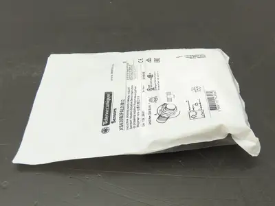 Telemecanique XS630B2PAL01M12 Inductive Proximity Switch 30MM Barrel