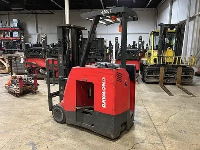 Used 2015 RAYMOND 415C30TT 3-Wheel Stand up Electric Counterbalance Forklifts Illinois US | Somerset Equipment Sales #1546221