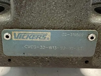 USED EATON-VICKERS DG4V-3-2A-M-U-HL7-60