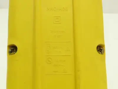 Telemecanique XAC-A06  6-Station Pushbutton Control Pendant Enclosure Empty 500V