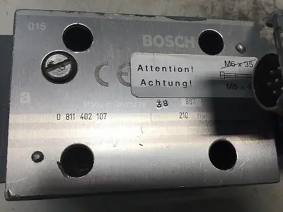 USED BOSCH 0 811 402 107