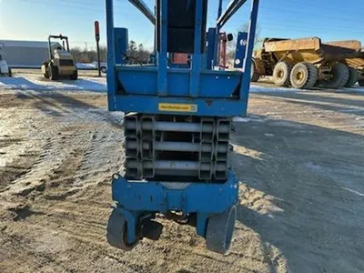 USED GENIE GS-2632