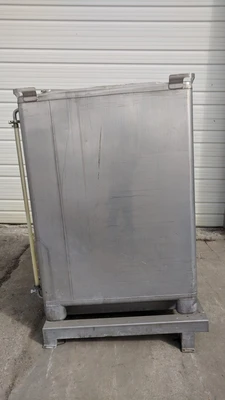 Used _UNKNOWN_ _UNKNOWN_ IBC Tanks Minnesota US | A&I Equipment #1317977