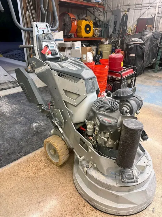 Used Lavina 30S7 propane grinder Concrete Grinders California US | Wellington  De simoes #1548373