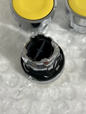 NEW Telemecanique ZB2BA5