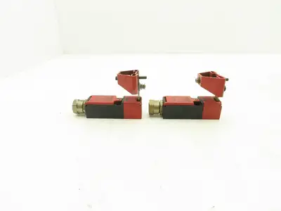Yamatake LJS-PA792 Safety Switch 240V 3A IP67 Lot of 2