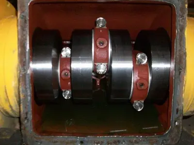 USED HUGHES-JETIN 2000 HIGH PRESSURE WATER BLASTING TRIPLEX PUMP