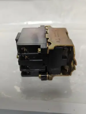Used ALLEN BRADLEY 700-N400A1 Misc Electrical & Power Parts Ohio US | Surplus Asset Holdings #1460428