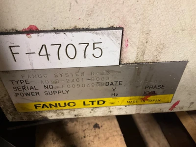 USED 2000 FANUC R-J3