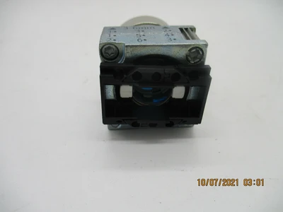 New DC462819 Blue 24 vac/dc Illuminated Pushbutton