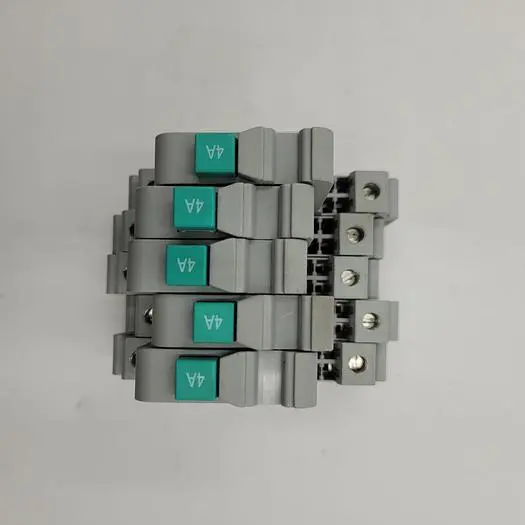 Used PHOENIX CONTACT PHOENIX CONTACT UT 6-TMC M 4A CIRCUIT BREAKER Circuit Breakers | ND Industrial Surplus #1221420