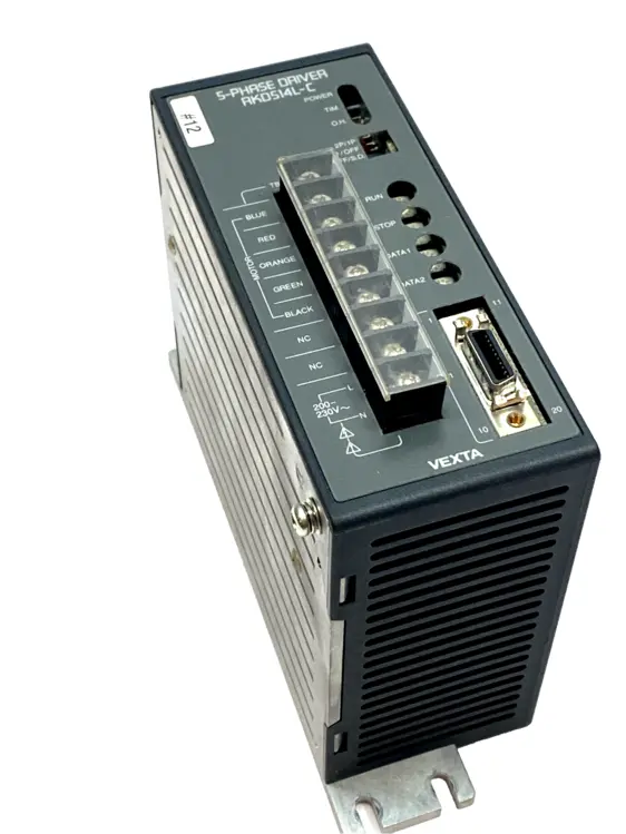Used ORIENTAL MOTOR VEXTA 5-PHASE MICROSTEP DRIVER 200-230VAC Motor Controllers Michigan US | Maverick Industrial Sales #1089944