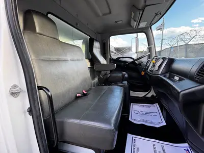 Used 2019 HINO 268 Box trucks Florida US | Truck and Van Outlet #1509125