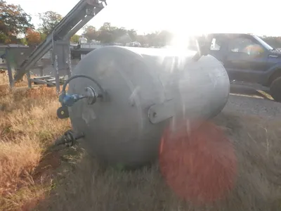 2021 SAMUEL PRESSURE VESSEL GROUP 1,000 GALLON Cuve en Inox | Perry Equipment (5)