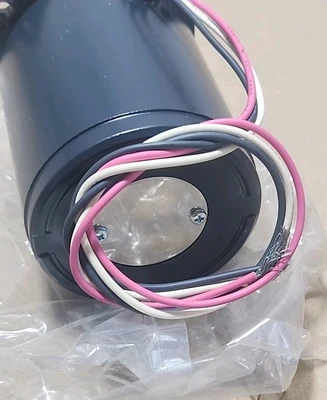 NEW Oriental Motor 2RK6A-AW