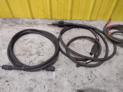 MILLER XMT450 CC CV WELDER & S74 MPA PLUS FEEDER: STOCK #23484