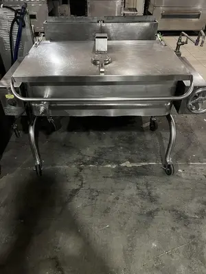 Used GROEN _UNKNOWN_ Braising Pans Florida US | BAM Discount Restaurant Equipment #1373150
