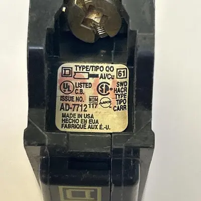 USED SQUARE D QO115