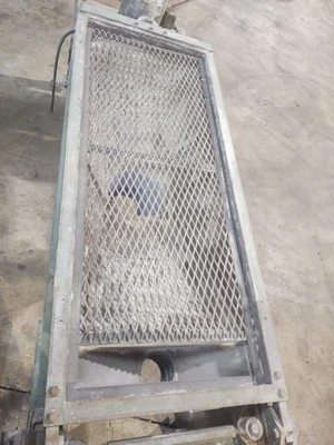 DAY Vibrating Table Classifier Screener Single Deck / Two Separation 3/4Hp