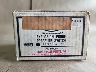 NEW DWYER INSTRUMENTS 1950-5-2F