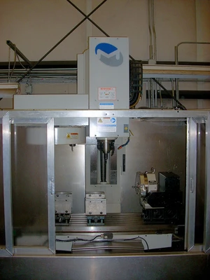 USED 2000 MILLTRONICS VM30