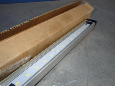 New | in-Stock BANNER WLS282XW570XPWMQ Lighting | HGR 24 #752579