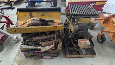 USED JOHN DEERE 300