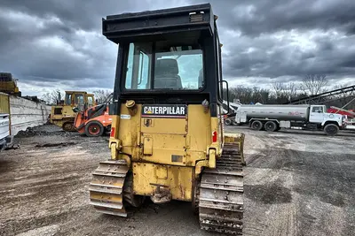 Used 2001 CATERPILLAR D5C Bulldozers Pennsylvania US | Proxy Equipment #1377711