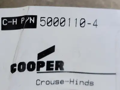 NEW CROUSE-HINDS 5000110-4
