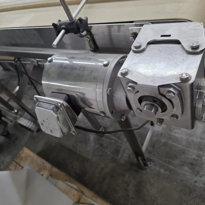 DORNER CONVEYOUR CASCADE BAND CONVEYOR 115 VOLTS 60 HZ  # 9445