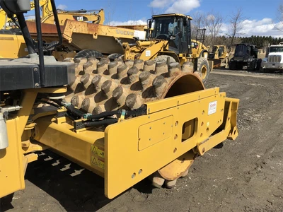 Used 2013 CATERPILLAR CP56B Single Drum Rollers New York US | Abele Tractor #1343185