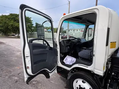Used 2024 ISUZU NPR HD Box trucks Florida US | Truck and Van Outlet #1509131