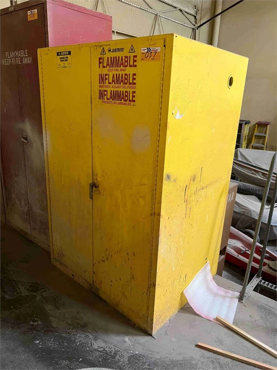 Used _UNKNOWN_ _UNKNOWN_ Hazardous Storage Units California US | MachineryMax #1384780