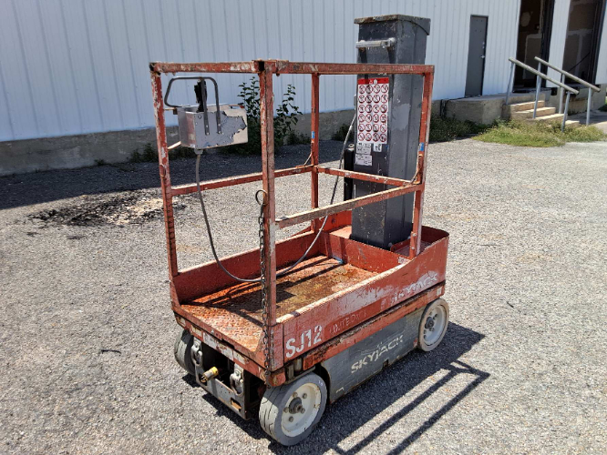 Used 2015 Skyjack SJ12 Vertical Mast Lifts Texas US | Stack Equipment #1331968
