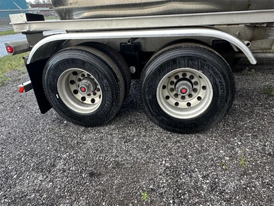Used 2000 TREMCAR _UNKNOWN_ Tanker Trailers Indiana US | Lakeshore Equipment Sales #1546600