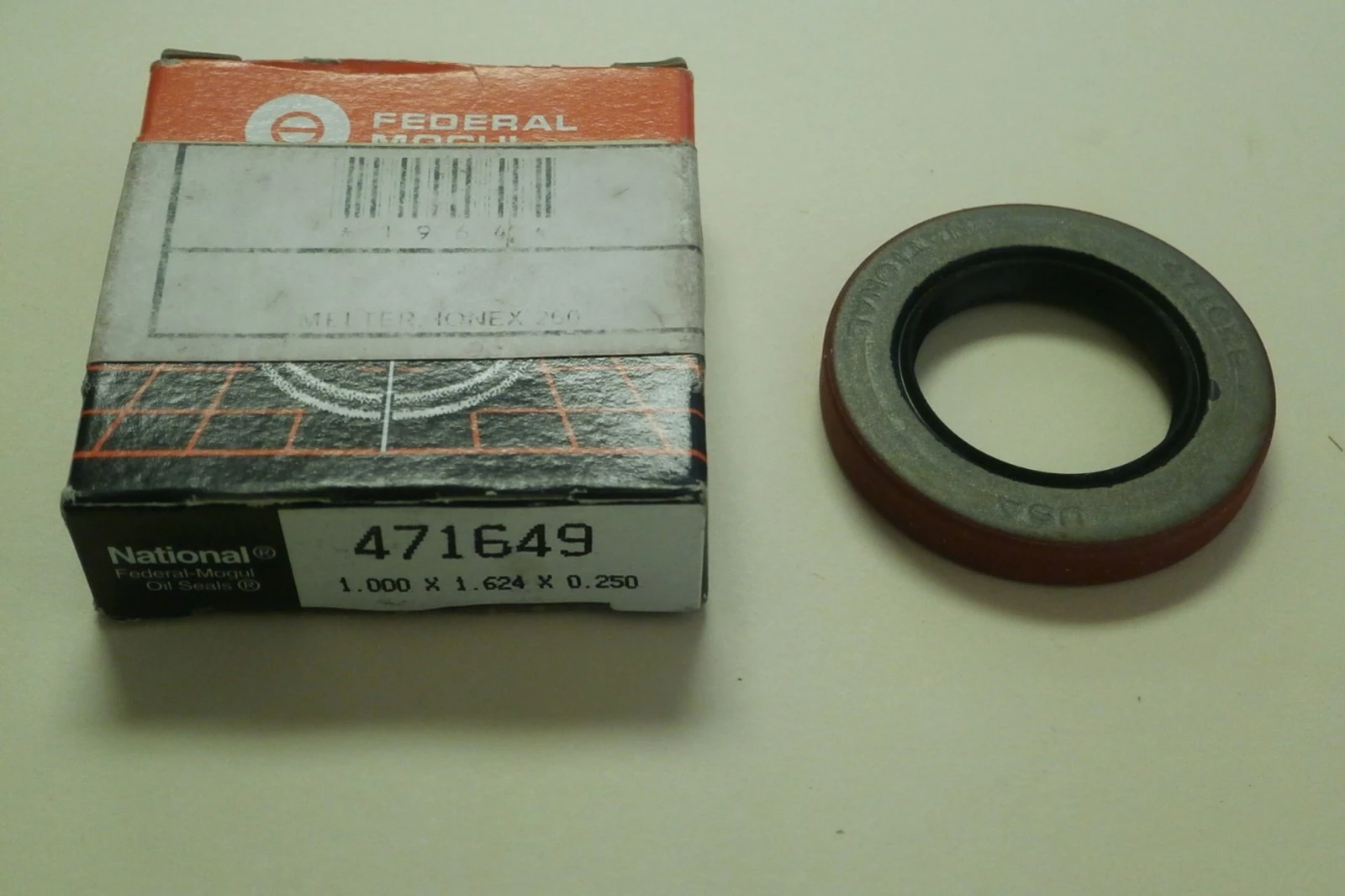 USED Federal Mogul 471649