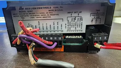 USED RED LION GEM1