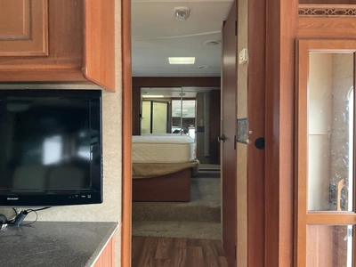 Used 2011 HEARTLAND GREYSTONE M-29RL Campers, Caravans, Motorhomes Michigan US | Miedema Asset Management Group #1384742