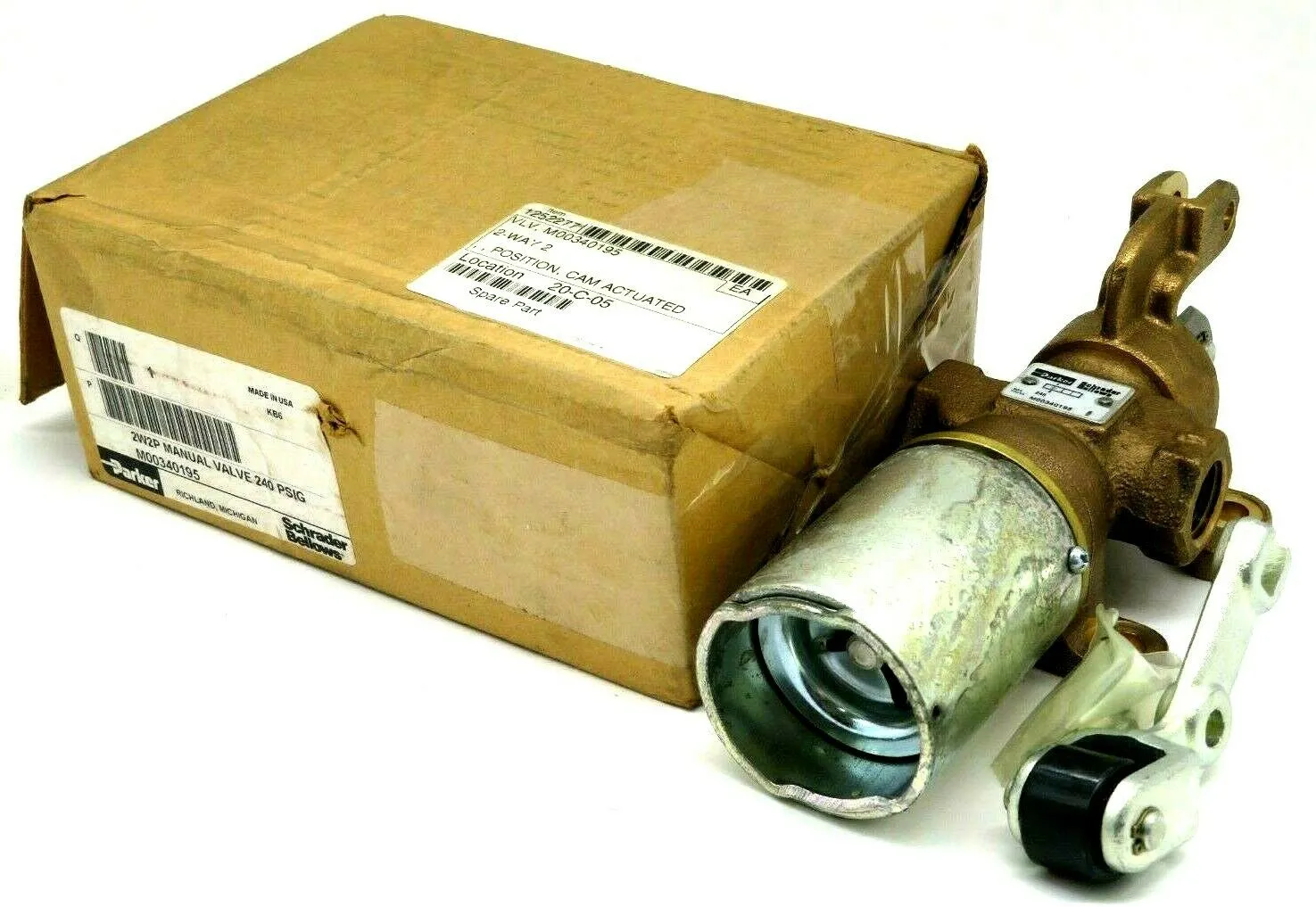NEW PARKER M00340195 2W2P MANUAL VALVE 240PSIG