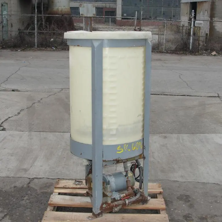 SPC6096  Tank 45 gallon vertical tank, Polyethylene, flat