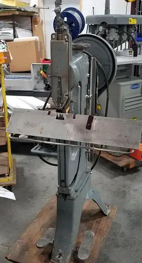 Bostitch #7 Stitcher