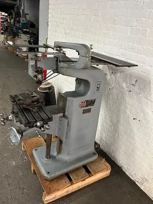 5283-330 Gorton 2-Dimensional Pantograph / Engraver Model P1-2, with Swivel Vise