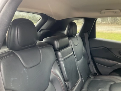 USED 2016 JEEP CHEROKEE