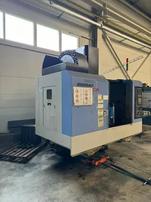 USED 2010 DOOSAN DNM 400