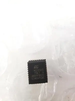 Programmable Array ST M27C51270C1