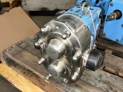 USED SPX Waukesha 040U1