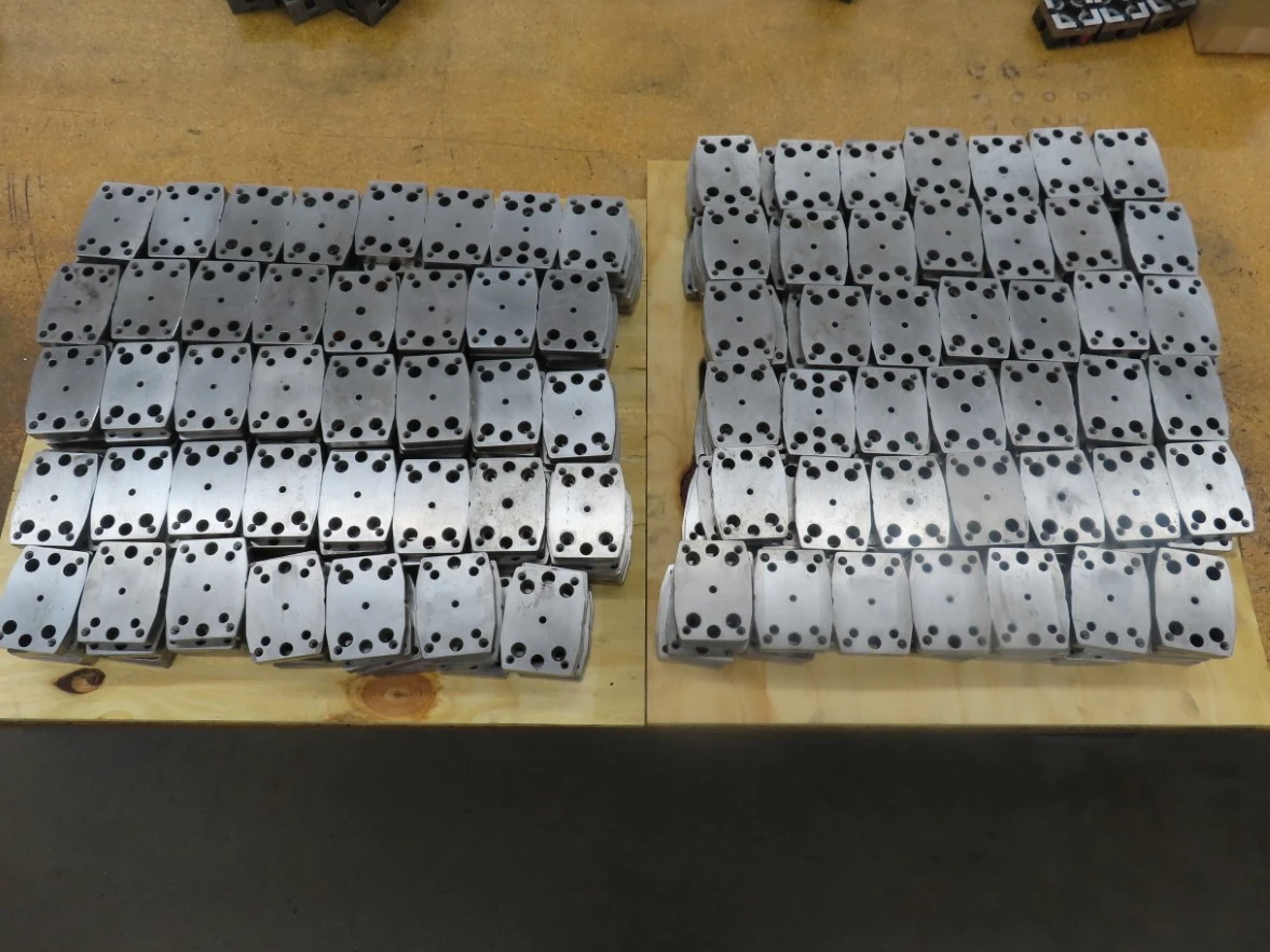 Used GENERIC GENERIC Sub Plates Minnesota US | Machinesused.com #1512033