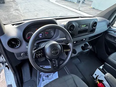 Used 2019 FREIGHTLINER SPRINTER Vans Florida US | Truck and Van Outlet #1509215
