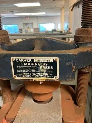 Used _UNKNOWN_ _UNKNOWN_ Powder Compacting Presses Ohio US | Myron Bowling Auctioneers Inc #1504688