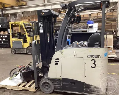 Used 2020 CROWN RC5545-40 Reach Trucks Illinois US | Forklift Exchange #1274738